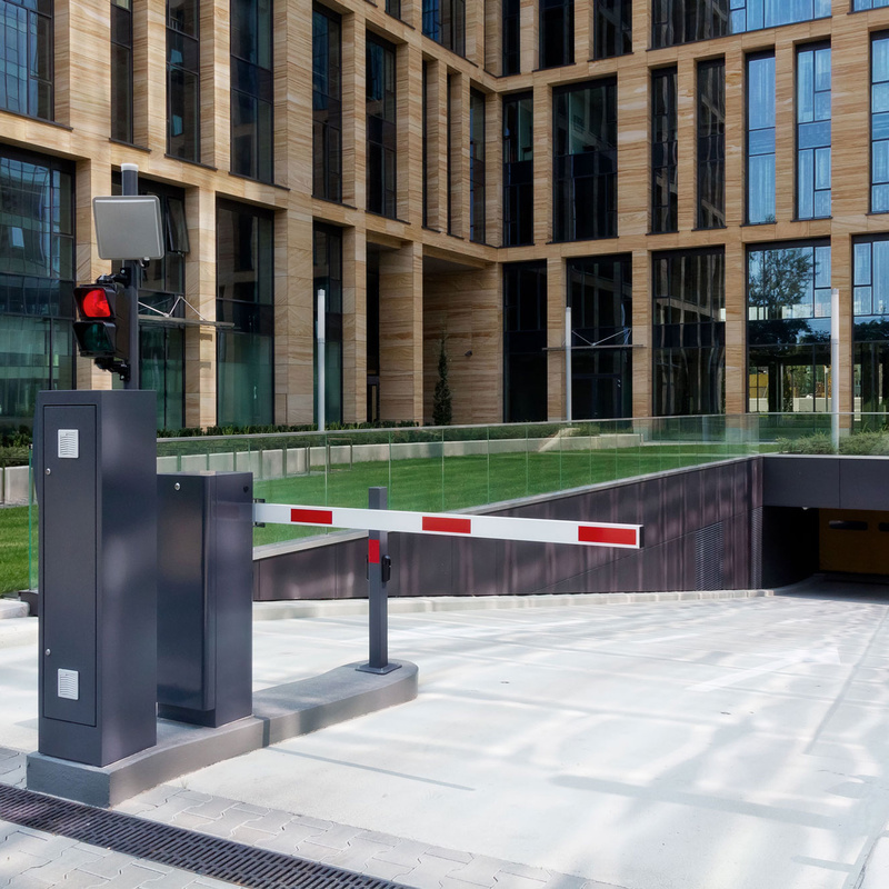Zufahrtskontrolle mit Perimeter Tiefgarageneinfahrt